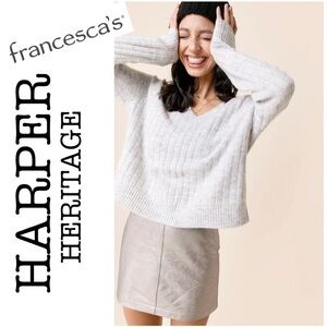 Francesca’s HARPER HERITAGE Chris V Neck Ribbed Heather Gray Sweater Women’s S